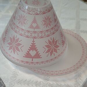 Festive Red and White Glass Shade with Plate. Y1